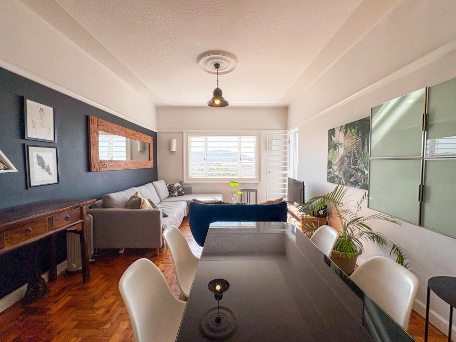 2 Bedroom Property for Sale in Vredehoek Western Cape